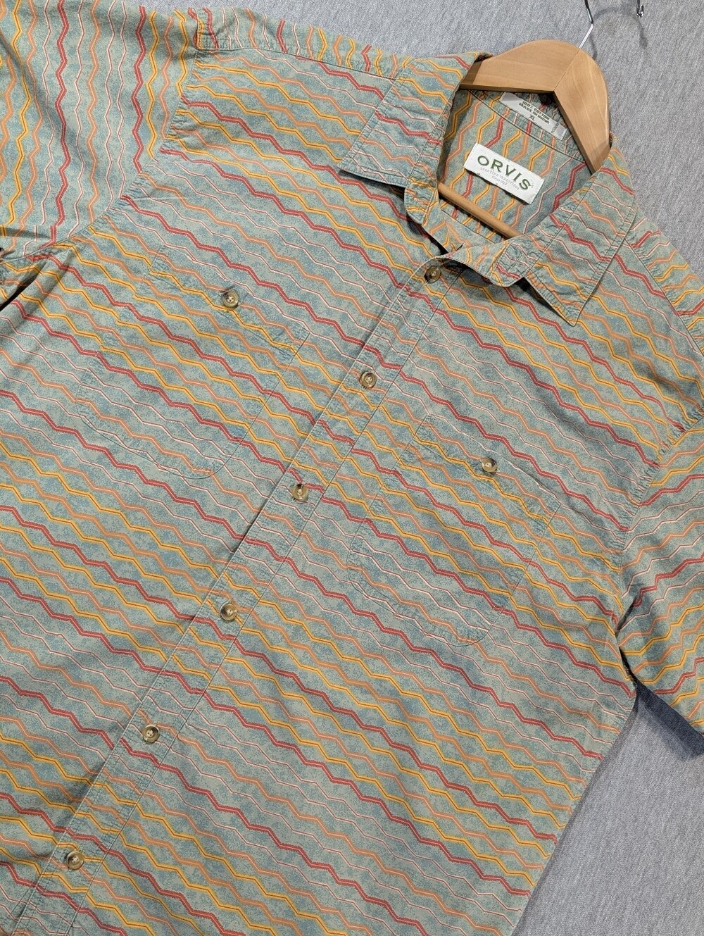 Orvis Short Sleeve Button Shirt Green Red Striped